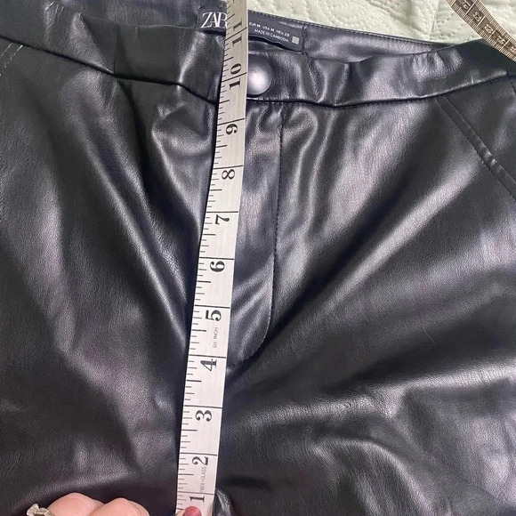 Zara Black Faux Leather high Waisted Pants Trousers Zip Ankle Size Medium M - Picture 8 of 9
